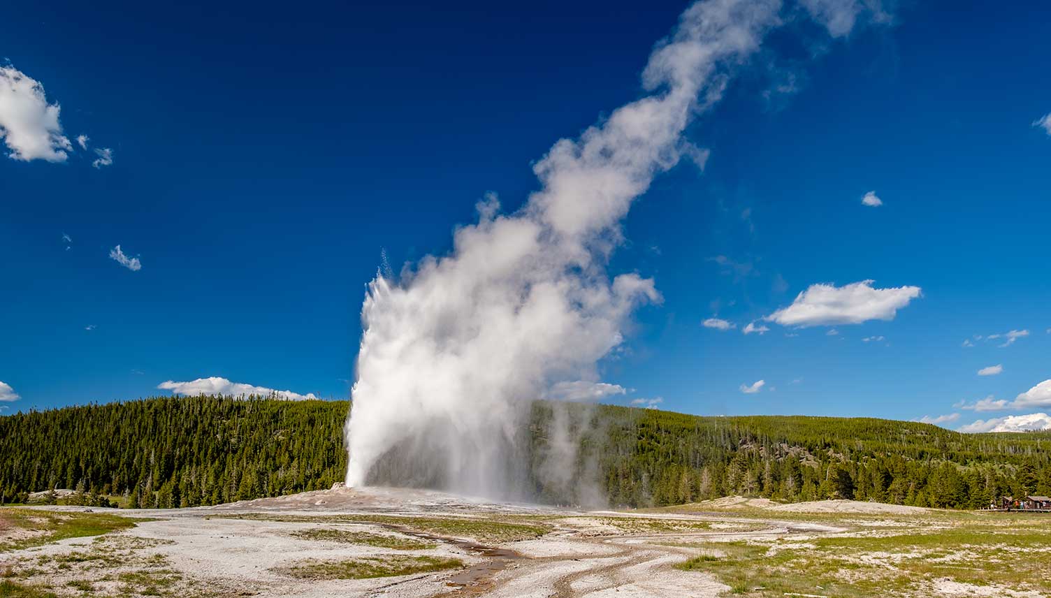 Ski and Stay Packages - Old Faithful